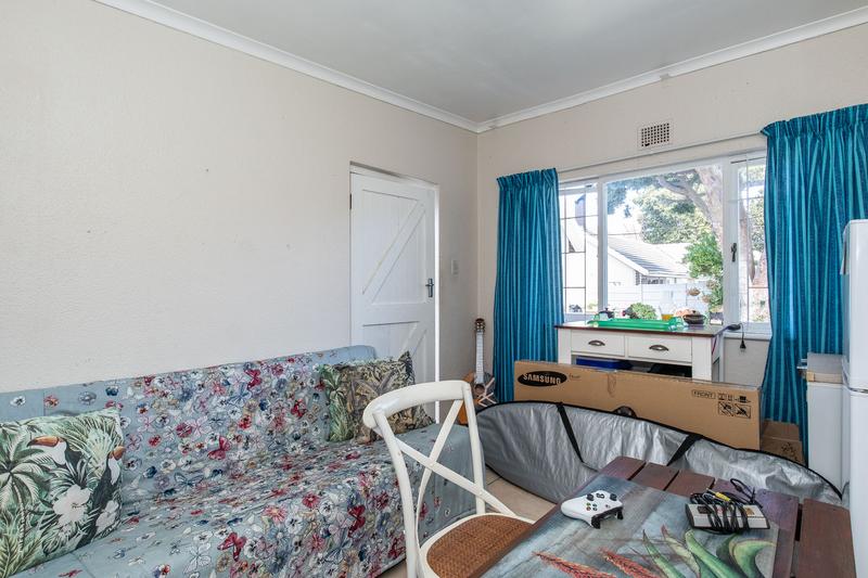 To Let 3 Bedroom Property for Rent in Meadowridge Western Cape